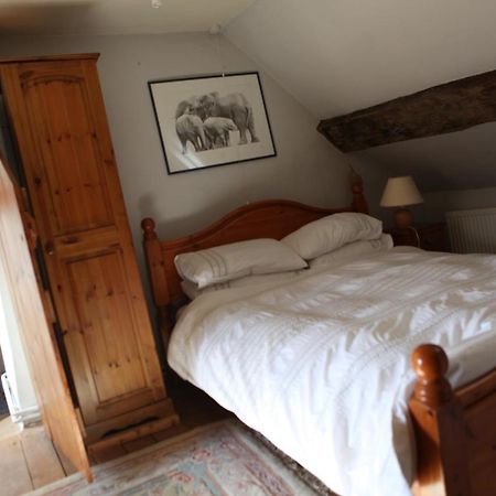 Medieval Cottage In Rural Monmouthshire. Raglan Exterior foto